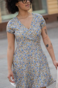 SUKIENKA FLORAL BLUE DRESS