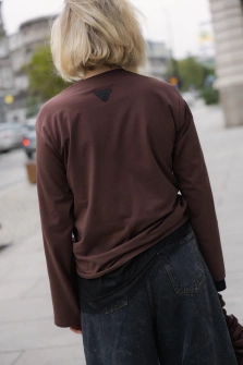 LONGSLEEVE BROWN CHOCO