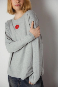 LONGSLEEVE KISS AMOUR