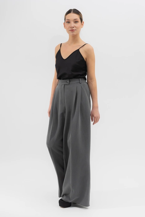 TOP BLACK SATIN