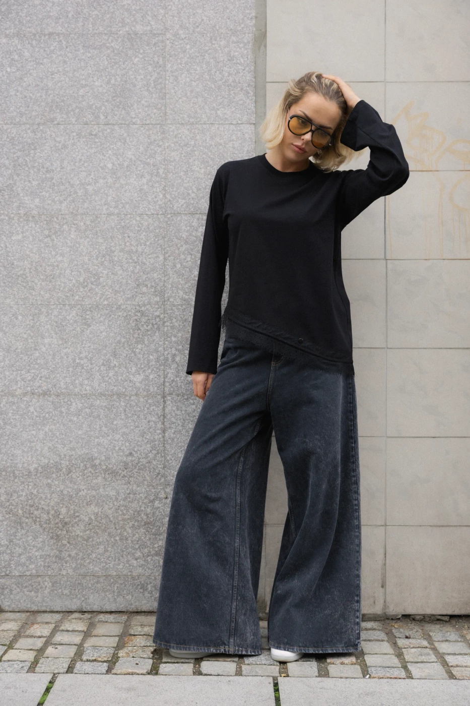 LONGSLEEVE CLASSIC BLACK KORONKA
