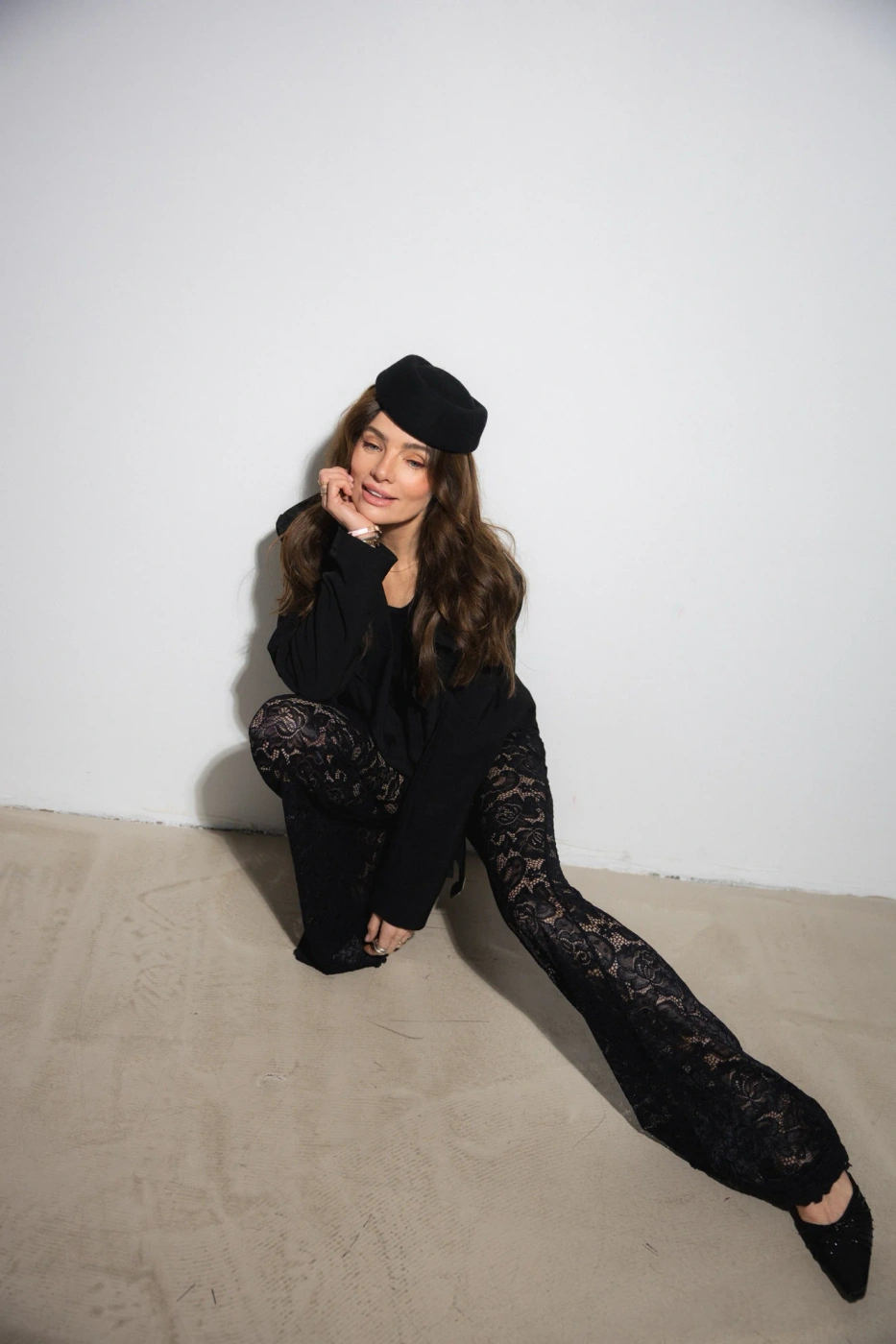 SPODNIE BLACK FLARED PANTS