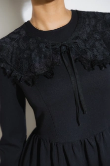 KOŁNIERZYK KORONKOWY CZARNY