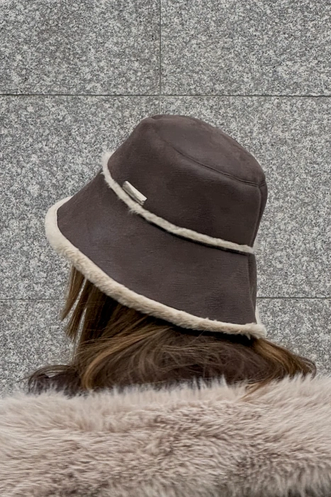 ORION BUCKET SHEARLING